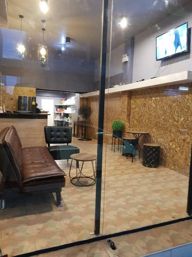 بيت شباب سليب كاتس بانكوك المظهر الخارجي الصورة